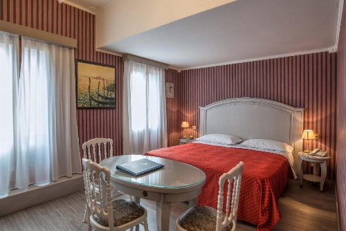 Hotel La Fenice et Des Artistes image 37